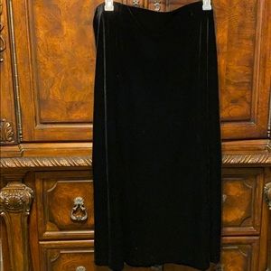 Black velvet A-line skirt